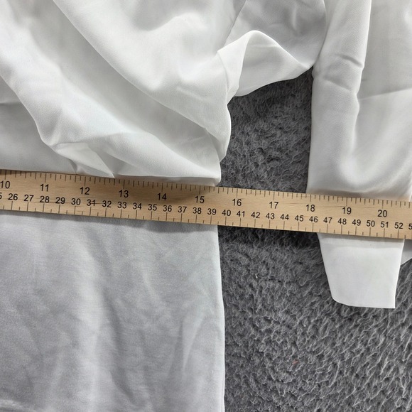 Cabi Womens Indulge Tunic Top Medium Ivory Layered V-Neck Lightweight Drape - Picture 8 of 13